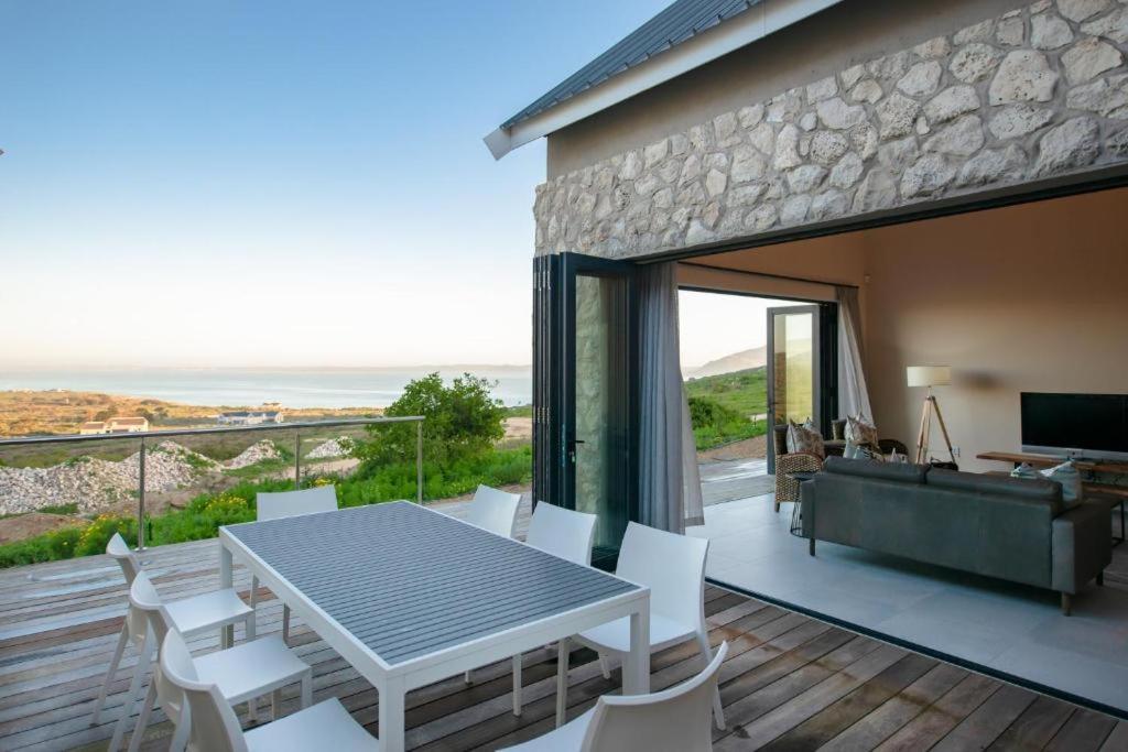 The Shark Bay Villas Langebaan Dış mekan fotoğraf